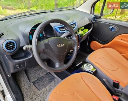 Белый Чери eQ, объемом двигателя 0 л и пробегом 49 тыс. км за 4600 $, фото 12 на Automoto.ua