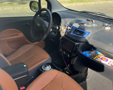 Белый Чери eQ, объемом двигателя 0 л и пробегом 32 тыс. км за 5800 $, фото 3 на Automoto.ua