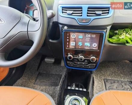 Білий Чері eQ, об'ємом двигуна 0 л та пробігом 49 тис. км за 4900 $, фото 15 на Automoto.ua