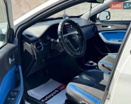 Білий Чері Tiggo 3xe, об'ємом двигуна 0 л та пробігом 88 тис. км за 12990 $, фото 9 на Automoto.ua