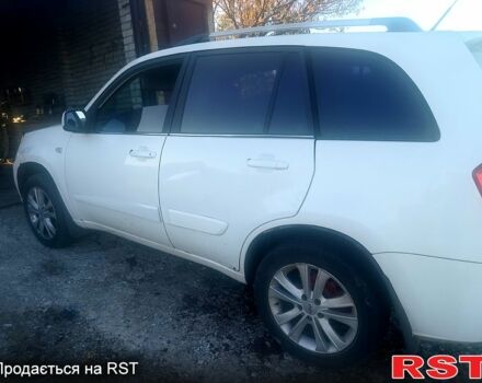 Белый Чери Tiggo 4, объемом двигателя 1.8 л и пробегом 135 тыс. км за 5000 $, фото 2 на Automoto.ua