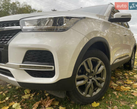 Білий Чері Tiggo 4, об'ємом двигуна 1.5 л та пробігом 53 тис. км за 11000 $, фото 1 на Automoto.ua