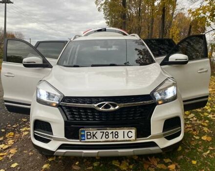 Чері Tiggo 4 2021 у Рівному на Automoto.ua Білий Чері Tiggo 4, об'ємом двигуна 1.5 л та пробігом 53 тис. км за 11000 $, фото 1 на Automoto.ua