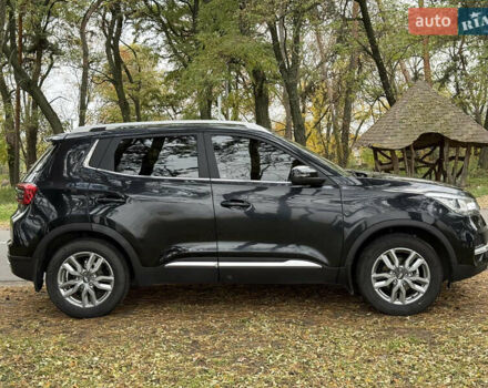 Чері Tiggo 4 2020 у Черкасах на Automoto.ua Чорний Чері Tiggo 4, об'ємом двигуна 1.5 л та пробігом 22 тис. км за 10500 $, фото 3 на Automoto.ua