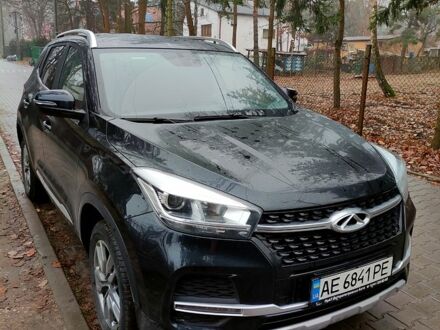 Чері Tiggo 4 2021 у Дніпро (Дніпропетровську) на Automoto.ua Чорний Чері Tiggo 4, об'ємом двигуна 1.5 л та пробігом 60 тис. км за 9000 $, фото 1 на Automoto.ua