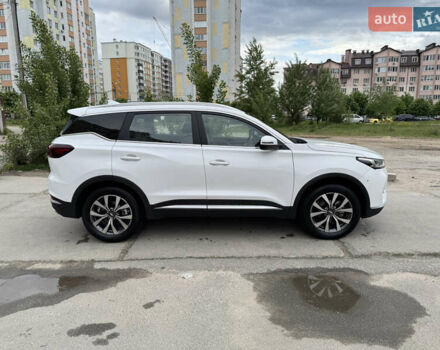 Чери Tiggo 7 Pro 2021 в Киеве на Automoto.ua Белый Чери Tiggo 7 Pro, объемом двигателя 1.5 л и пробегом 18 тыс. км за 17500 $, фото 4 на Automoto.ua