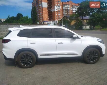 Белый Чери Tiggo 8, объемом двигателя 1.5 л и пробегом 98 тыс. км за 13000 $, фото 3 на Automoto.ua