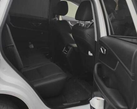 Белый Чери Tiggo 8, объемом двигателя 1.97 л и пробегом 60 тыс. км за 17000 $, фото 8 на Automoto.ua