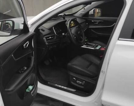 Белый Чери Tiggo 8, объемом двигателя 1.97 л и пробегом 60 тыс. км за 17000 $, фото 11 на Automoto.ua