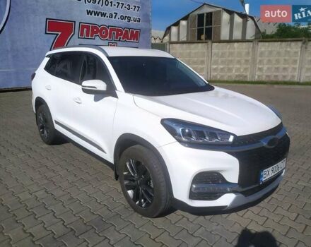 Белый Чери Tiggo 8, объемом двигателя 1.5 л и пробегом 97 тыс. км за 13000 $, фото 1 на Automoto.ua