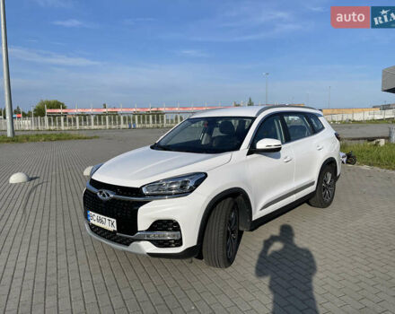 Белый Чери Tiggo 8, объемом двигателя 1.97 л и пробегом 25 тыс. км за 14000 $, фото 1 на Automoto.ua