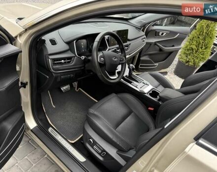 Бежевый Чери Tiggo 8, объемом двигателя 1.97 л и пробегом 10 тыс. км за 18900 $, фото 23 на Automoto.ua