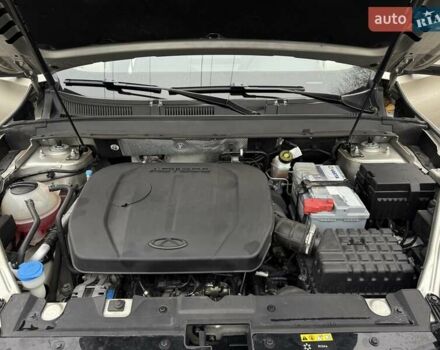 Бежевый Чери Tiggo 8, объемом двигателя 1.97 л и пробегом 10 тыс. км за 18900 $, фото 51 на Automoto.ua