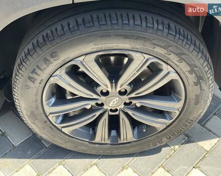 Черный Чери Tiggo 8, объемом двигателя 1.5 л и пробегом 85 тыс. км за 13900 $, фото 10 на Automoto.ua