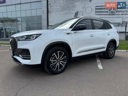 Чери Tiggo 8 Pro 2023 в Одессе на Automoto.ua Белый Чери Tiggo 8 Pro, объемом двигателя 2 л и пробегом 14 тыс. км за 30000 $, фото 1 на Automoto.ua