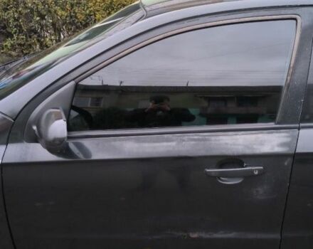 Черный Шевроле Алеро, объемом двигателя 1.5 л и пробегом 50 тыс. км за 2800 $, фото 4 на Automoto.ua