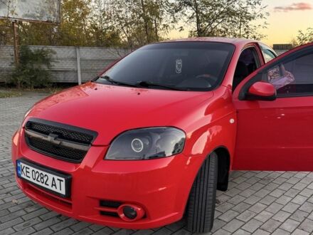 Шевроле Алеро 2006 в Кривом Роге на Automoto.ua Красный Шевроле Алеро, объемом двигателя 1.5 л и пробегом 185 тыс. км за 5300 $, фото 1 на Automoto.ua