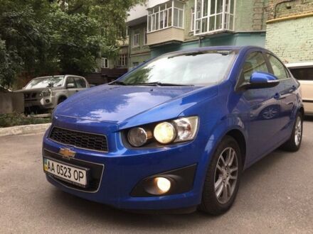 Шевроле Алеро 2013 у Києві на Automoto.ua Синій Шевроле Алеро, об'ємом двигуна 1.6 л та пробігом 17 тис. км за 10899 $, фото 1 на Automoto.ua