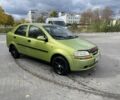Зеленый Шевроле Алеро, объемом двигателя 1.5 л и пробегом 260 тыс. км за 1750 $, фото 4 на Automoto.ua