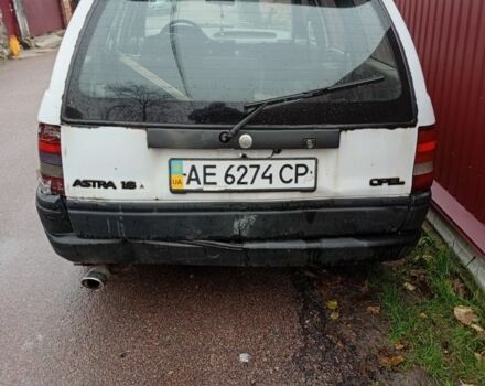 Белый Шевроле Астра, объемом двигателя 1.6 л и пробегом 212 тыс. км за 953 $, фото 4 на Automoto.ua