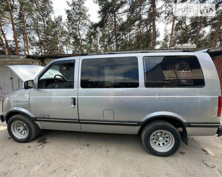 Шевроле Астро, об'ємом двигуна 4.3 л та пробігом 265 тис. км за 3000 $, фото 3 на Automoto.ua