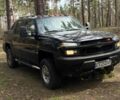 Черный Шевроле Аваланч, объемом двигателя 6.6 л и пробегом 289 тыс. км за 8850 $, фото 1 на Automoto.ua