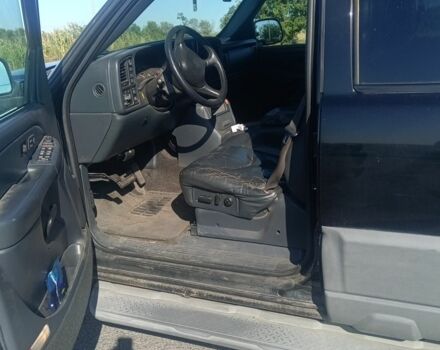 Черный Шевроле Аваланч, объемом двигателя 5.3 л и пробегом 200 тыс. км за 4400 $, фото 12 на Automoto.ua