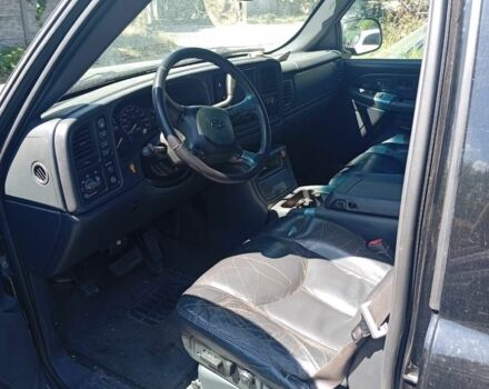 Черный Шевроле Аваланч, объемом двигателя 5.3 л и пробегом 200 тыс. км за 4400 $, фото 5 на Automoto.ua