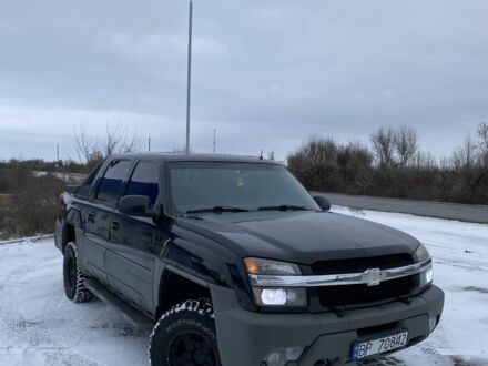 Чорний Шевроле Аваланч, об'ємом двигуна 8.1 л та пробігом 350 тис. км за 3800 $, фото 1 на Automoto.ua