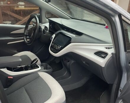 Серый Шевроле Аваланч, объемом двигателя 0 л и пробегом 88 тыс. км за 13500 $, фото 4 на Automoto.ua