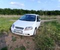 Белый Шевроле Авео, объемом двигателя 1.5 л и пробегом 340 тыс. км за 2750 $, фото 1 на Automoto.ua