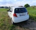 Белый Шевроле Авео, объемом двигателя 1.5 л и пробегом 340 тыс. км за 2750 $, фото 5 на Automoto.ua