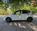 Белый Шевроле Авео, объемом двигателя 1.6 л и пробегом 260 тыс. км за 2800 $, фото 1 на Automoto.ua