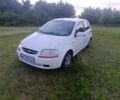 Білий Шевроле Авео, об'ємом двигуна 1.5 л та пробігом 238 тис. км за 2100 $, фото 1 на Automoto.ua
