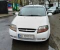 Белый Шевроле Авео, объемом двигателя 1.5 л и пробегом 257 тыс. км за 2200 $, фото 1 на Automoto.ua