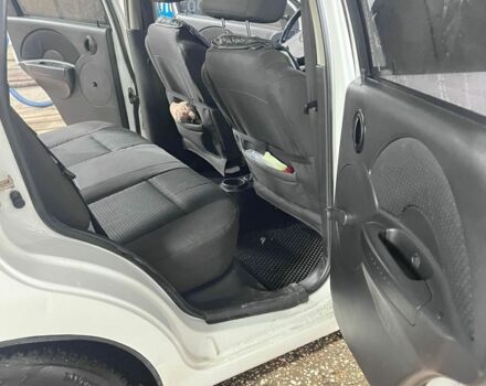 Білий Шевроле Авео, об'ємом двигуна 1.5 л та пробігом 317 тис. км за 3000 $, фото 14 на Automoto.ua