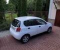 Белый Шевроле Авео, объемом двигателя 1.5 л и пробегом 295 тыс. км за 3000 $, фото 1 на Automoto.ua