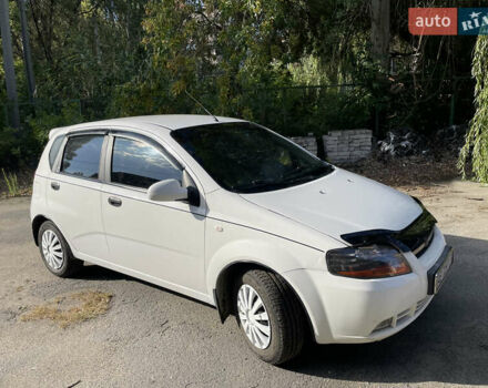Білий Шевроле Авео, об'ємом двигуна 1.5 л та пробігом 211 тис. км за 2950 $, фото 2 на Automoto.ua