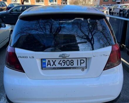Белый Шевроле Авео, объемом двигателя 1.5 л и пробегом 300 тыс. км за 4131 $, фото 1 на Automoto.ua