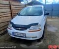 Белый Шевроле Авео, объемом двигателя 1.5 л и пробегом 196 тыс. км за 1750 $, фото 1 на Automoto.ua
