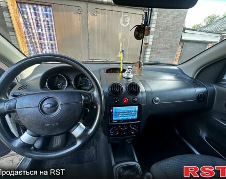 Белый Шевроле Авео, объемом двигателя 1.5 л и пробегом 213 тыс. км за 2350 $, фото 8 на Automoto.ua