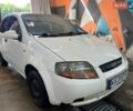 Білий Шевроле Авео, об'ємом двигуна 1.5 л та пробігом 245 тис. км за 2800 $, фото 1 на Automoto.ua