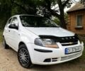 Белый Шевроле Авео, объемом двигателя 1.5 л и пробегом 180 тыс. км за 2700 $, фото 1 на Automoto.ua