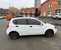 Белый Шевроле Авео, объемом двигателя 1.5 л и пробегом 245 тыс. км за 3350 $, фото 13 на Automoto.ua