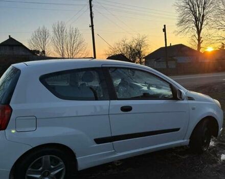 Белый Шевроле Авео, объемом двигателя 1.5 л и пробегом 245 тыс. км за 3890 $, фото 16 на Automoto.ua