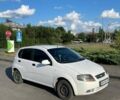 Белый Шевроле Авео, объемом двигателя 1.5 л и пробегом 310 тыс. км за 2500 $, фото 6 на Automoto.ua