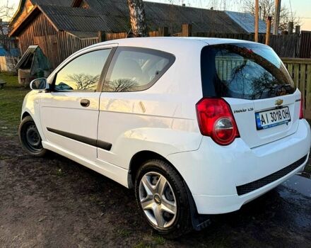 Белый Шевроле Авео, объемом двигателя 1.5 л и пробегом 245 тыс. км за 3900 $, фото 7 на Automoto.ua
