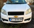 Белый Шевроле Авео, объемом двигателя 1.5 л и пробегом 245 тыс. км за 3900 $, фото 1 на Automoto.ua
