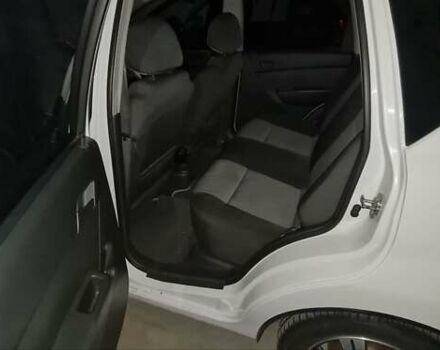 Белый Шевроле Авео, объемом двигателя 1.5 л и пробегом 80 тыс. км за 4500 $, фото 7 на Automoto.ua