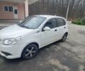 Білий Шевроле Авео, об'ємом двигуна 1.5 л та пробігом 80 тис. км за 4500 $, фото 1 на Automoto.ua